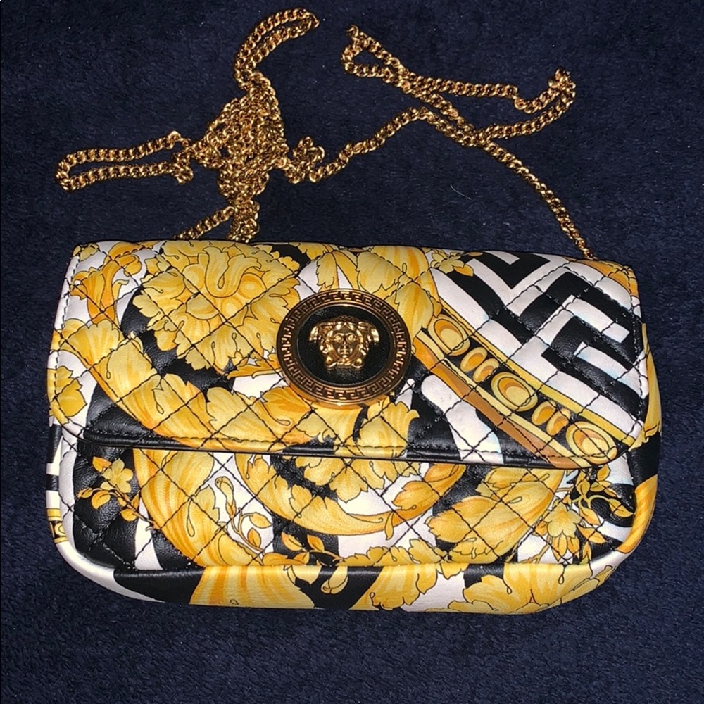 New Versace 2019 small savage barocco print icon